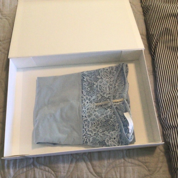 Anne Fontaine Light Blue Lace Short Sleeve Top - Picture 10 of 12